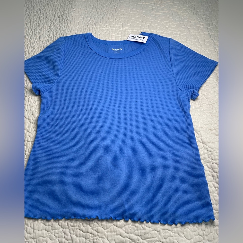 Old Navy ruffle hem, waffle knit tee, medium blue